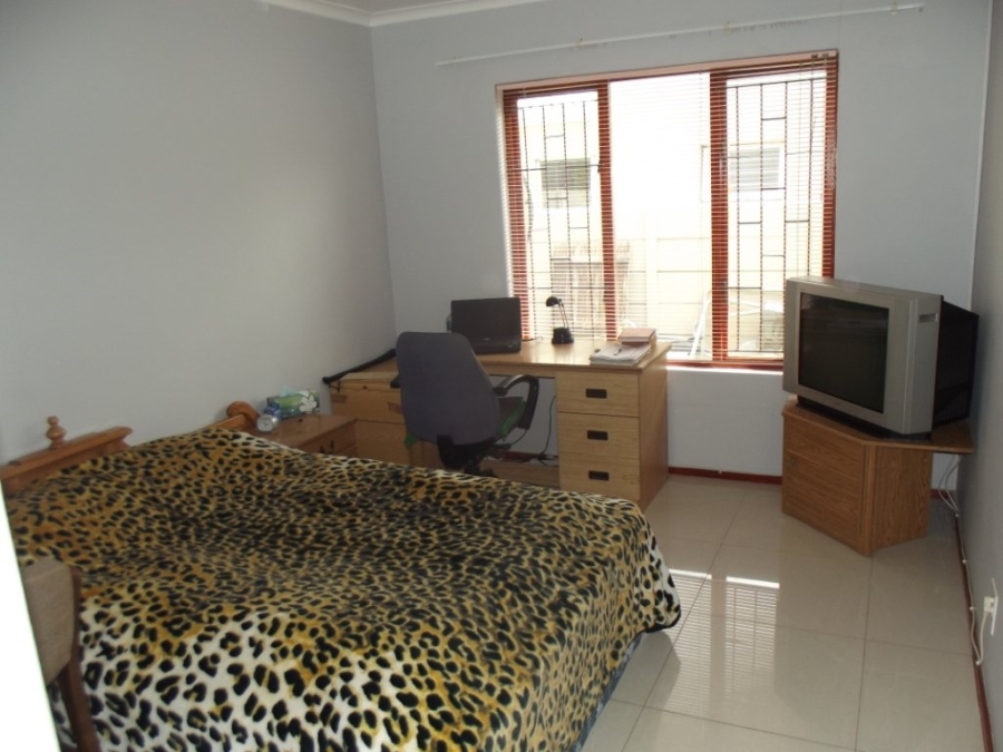 2 Bedroom Property for Sale in Table View Western Cape